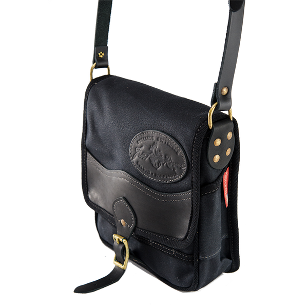 Field satchel outlet